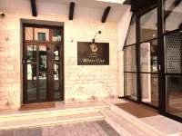 Hotel & Restaurant White City Hoteles en 