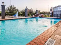 Super 8 by Wyndham Laredo Hoteles en Laredo