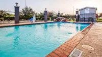 Baymont by Wyndham Laredo