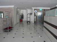 Marina Royal Hotel Suites