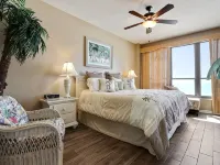 Seachase 903E - RELAX to Stunning Views from this Beautiful Beachfront Condo! - 4 ดาว