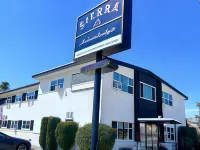Sierra Motor Lodge - A Sierra Blue Hotel - Parking
