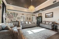 The Banker's 1887 Penthouse - Boutique