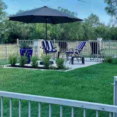 Designer Furnished Home Away from Home Hotel Exterior