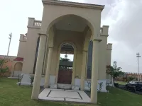 M Farm Resort - 2-Star