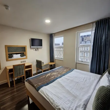 Cromwell Hotel Отели рядом с достопримечательностью «Фулхэм»