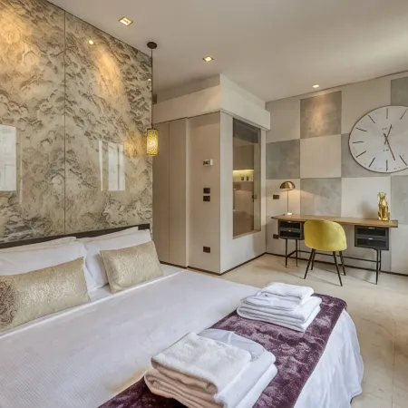 Milan Royal Suites & Luxury Apartments