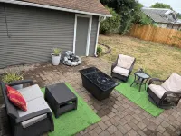 The Urban Boho Charmer with Private Backyard, BBQ & Hammock
