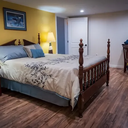 3 bedrooms, close to skiing and lakes.