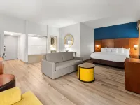 Comfort Suites Bethlehem Near Lehigh University and LVI Airport Hotels in Bethlehem
