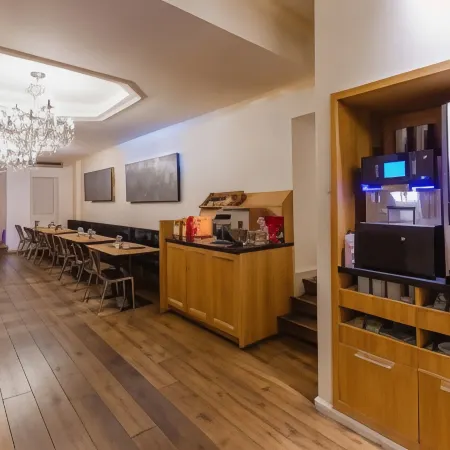 XO Hotels City Centre Отели рядом с достопримечательностью «Квартал Красных фонарей»