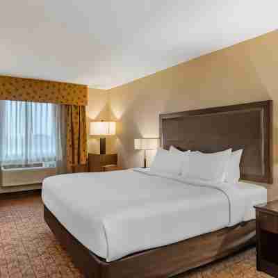 Lloyd Hotel Astoria Bayfront, Ascend Hotel Collection Rooms