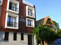 Eleon Boutique Hotel Hotels near Sameba Cathedral