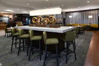 Courtyard High Point - bar