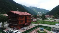 Nova Uzungöl - Dağ Manzaralı