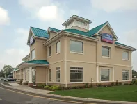 Howard Johnson by Wyndham Toms River - 2-Sterne