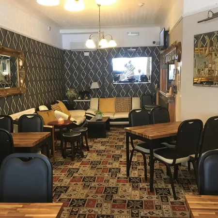 Glenheath Hotel