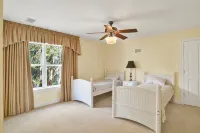 NEW LISTING! Bayfront, Spacious 6-bedroom house in delightful Fairhope - 4-Star