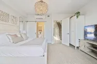 Ocean Peak Retreat at Saratoga Beach - Comox Valley's newest beachfront resort!