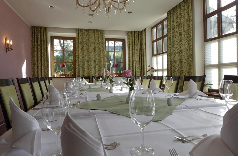 Hotel & Restaurant Kleinolbersdorf photo 2