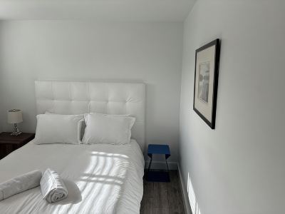 Large 2 bedroom private suite