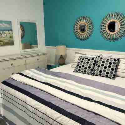 Ocean & Pool - Coastal waters - First Floor 1 Bedroom Rooms