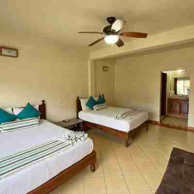 Hotel El Coral Rooms