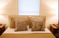 Boutique Beeville Cottage - Family