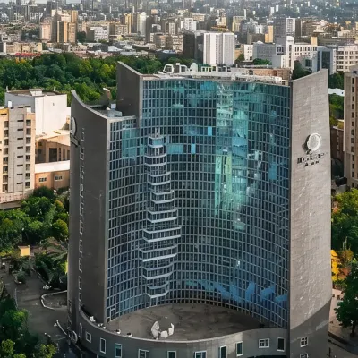 Doubletree by Hilton Yerevan City Centre Hotels in der Nähe von Werk der Yerevan Brandy Company
