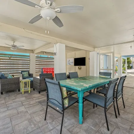 Escape to Anna Maria Island!