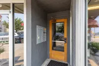 Hay Camp Loft Downtown Rapid City - 4 ดาว