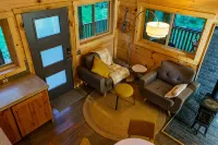 Towhee cabin at Driftless Creek - 4-Star