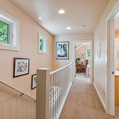 The Maple Apartment at Tudor House Vacation Rentals