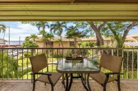 Across from Kamaole 2 Beach, Concrete Building, Well Maintained. - 4つ星