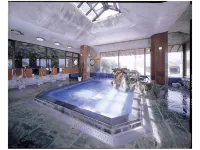 Kinpokan - Hot Springs