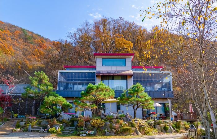 Yeoju Yongdamri 70 Pension