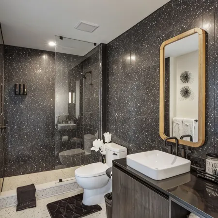 Luxury Condo w/ Lake View -Walk to Rainey & Lake, Pool, Gym, King Bed, Nespresso