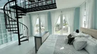 Key West Style Beach House w/ Boat Parking 2 mins from launch 5 mins from beach! - Wifi