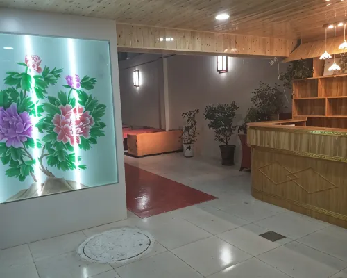 YUHAI youth inn Hoteles cerca de Monasterio Kumbum