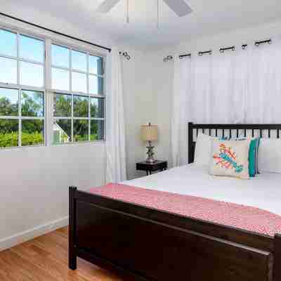 Barefoot Luxury – Silver Palms Cottage # 1, Beachfront with Pool on Long Bay Rooms