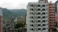 Bama Shanshui Bipoyuan Hotel - غرفة مطلة على الجبل