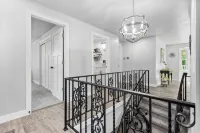 Beautifully remodeled 4 BR home w/ in-ground pool - 3-Sterne