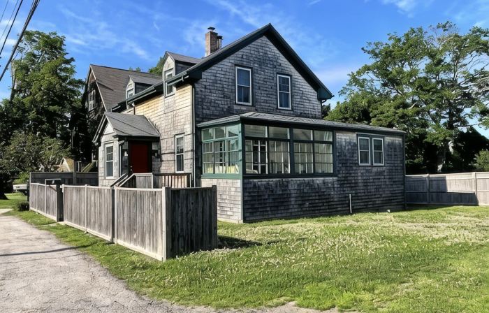 Charming Cottage in Jamestown