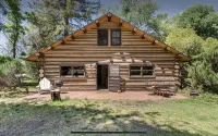 Mountain View: Hot Tub and Sauna, Next to the River and Horses - 2-Star