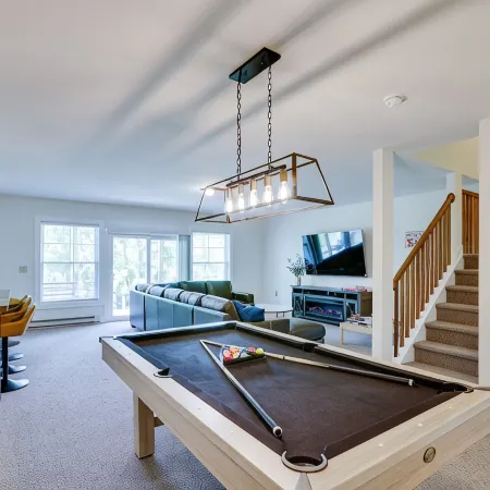 ⭐️ Spacious Mountaintop Oasis at Camelback | 2,500 SF w/ Game Room, Deck & A/C
