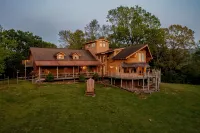Perfect for Family Reunions/Retreats  Peaceful & Quiet with Gorgeous Mtn. Views! - balcony