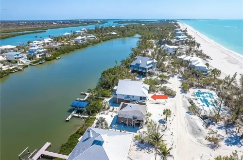Waterfront, Gulf View, Pool is Now Open Tennis, Pickleball, Kayaks, Sup, Dock - 4-Star