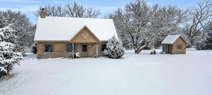 Rustic Cottage Retreat Hotels in Buffalo County