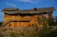 Raízes Eco Hostel - 2-Star