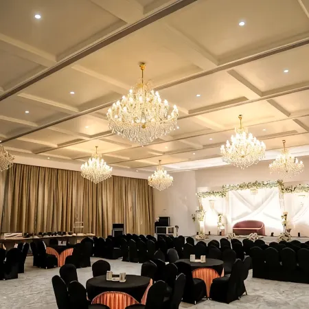 Hotel Prithvi Palace